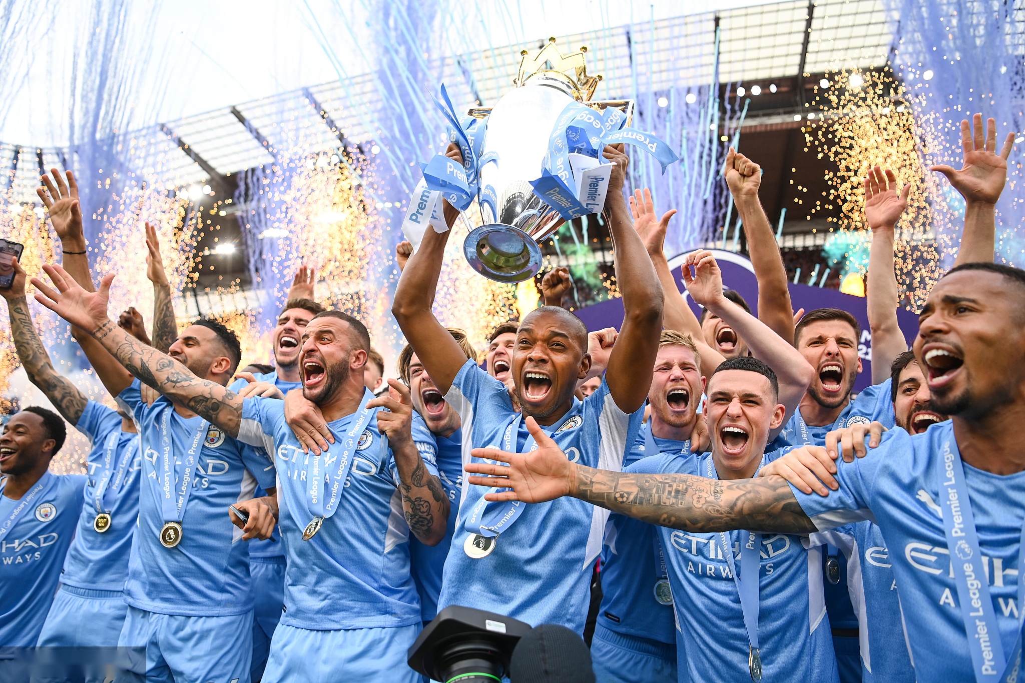 展方向保持 展方向保持